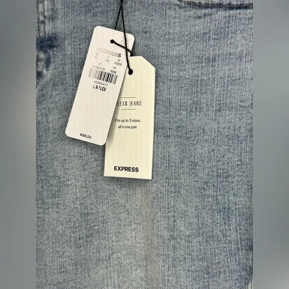 SOLD NWT Express Mid Rise Light Wash FlexX Skyscraper Jeans (Size L Reg) - Picture 4 of 11